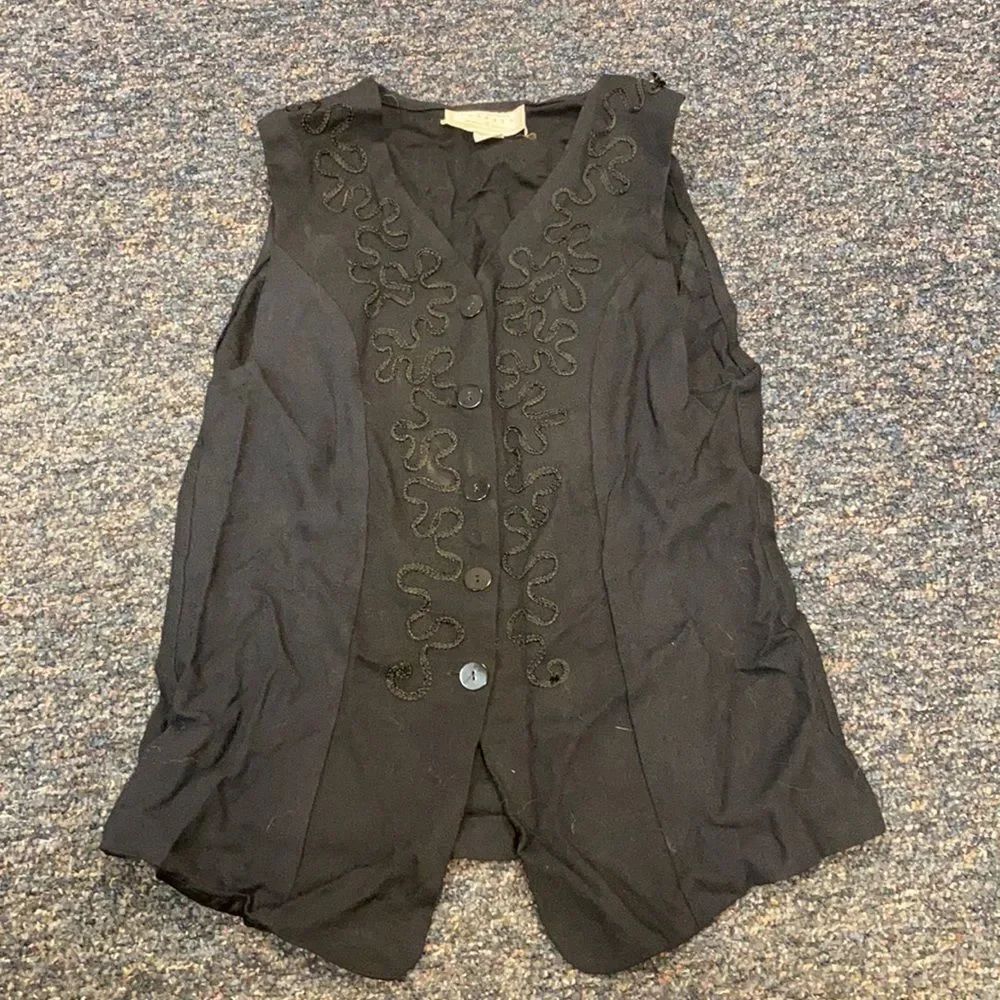 Express Vintage Black Embroidered Vest sz. S